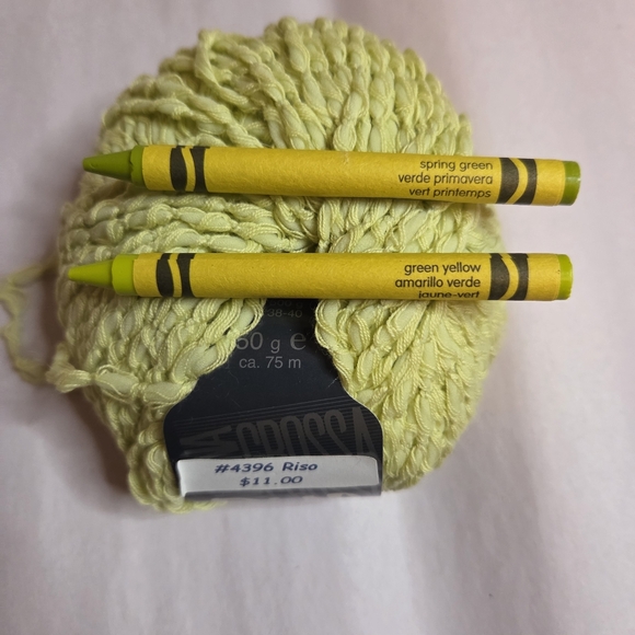 Lana Grasso Italian 4396 Riso Yarn in Light Yellow Green - Picture 10 of 10